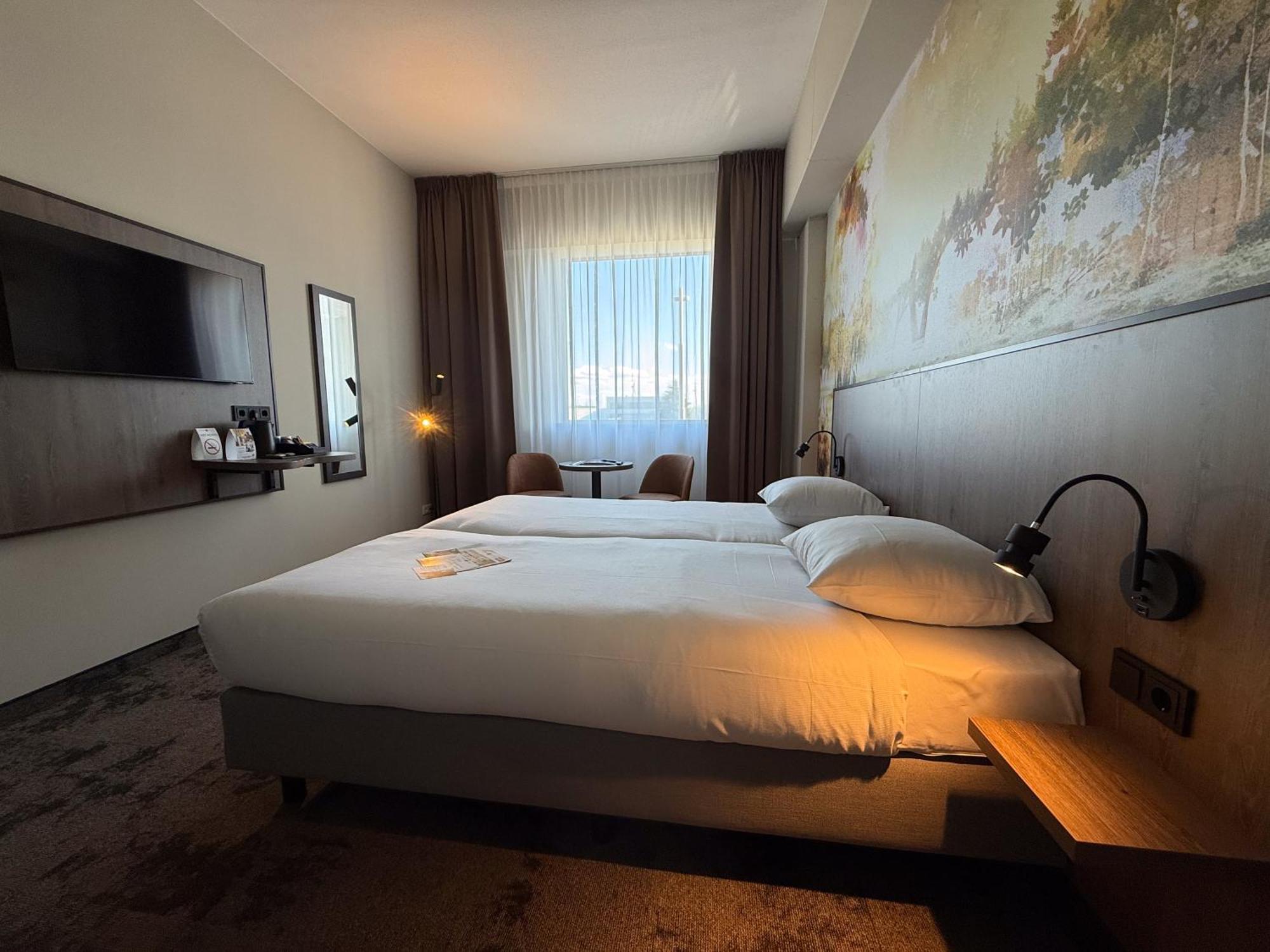 Fletcher Hotel-Restaurant Parkstad- Zuid Limburg Kerkrade Eksteriør billede