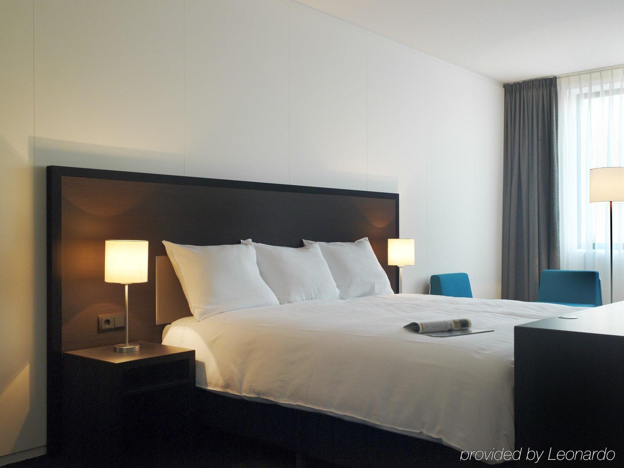 Fletcher Hotel-Restaurant Parkstad- Zuid Limburg Kerkrade Eksteriør billede
